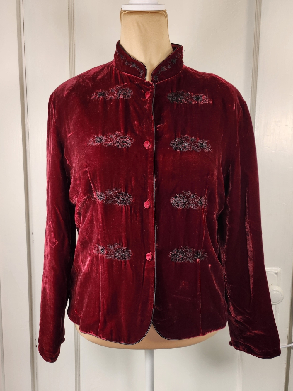 Vtg Y2K 75% Silk Red Velvet Mandarin Collar Jacket